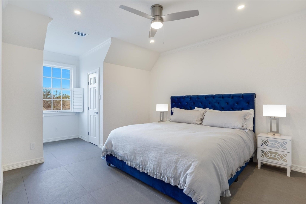 3705 Gilbert St - Photo 23