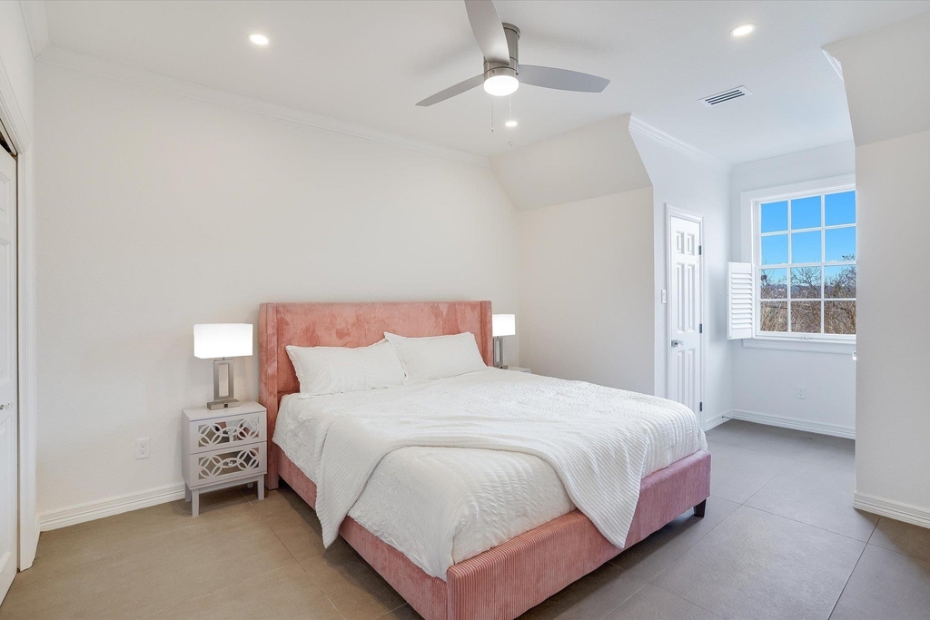3705 Gilbert St - Photo 22