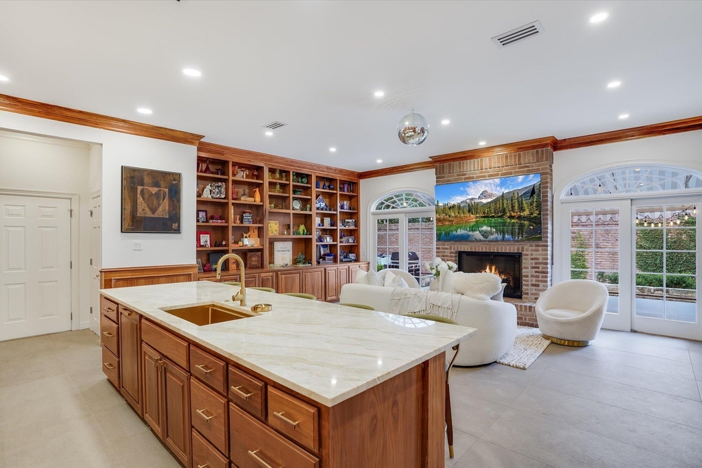 3705 Gilbert St - Photo 6