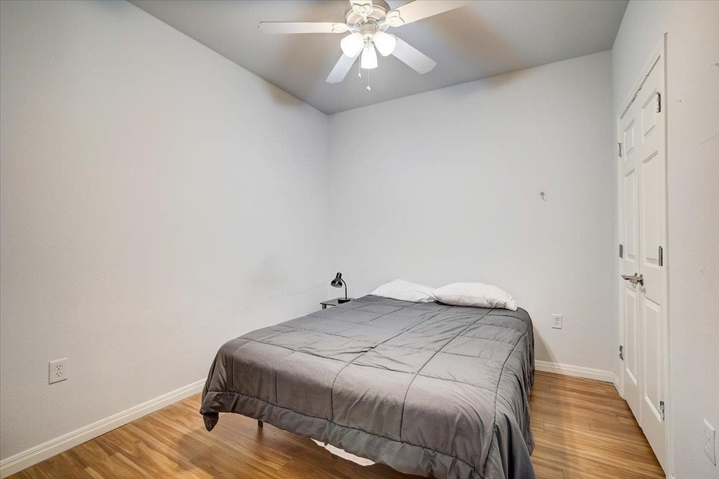 2515 Pearl - Photo 3