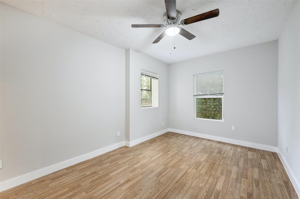 2511 San Gabriel St - Photo 22