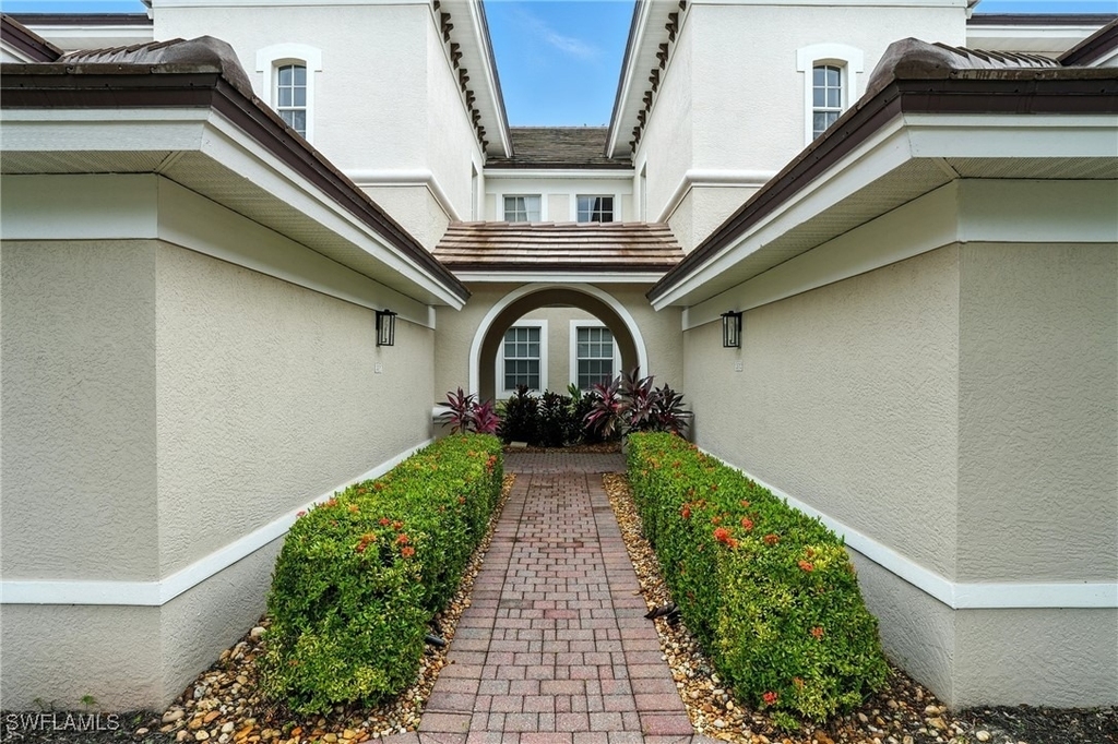 10080 Valiant Court - Photo 32