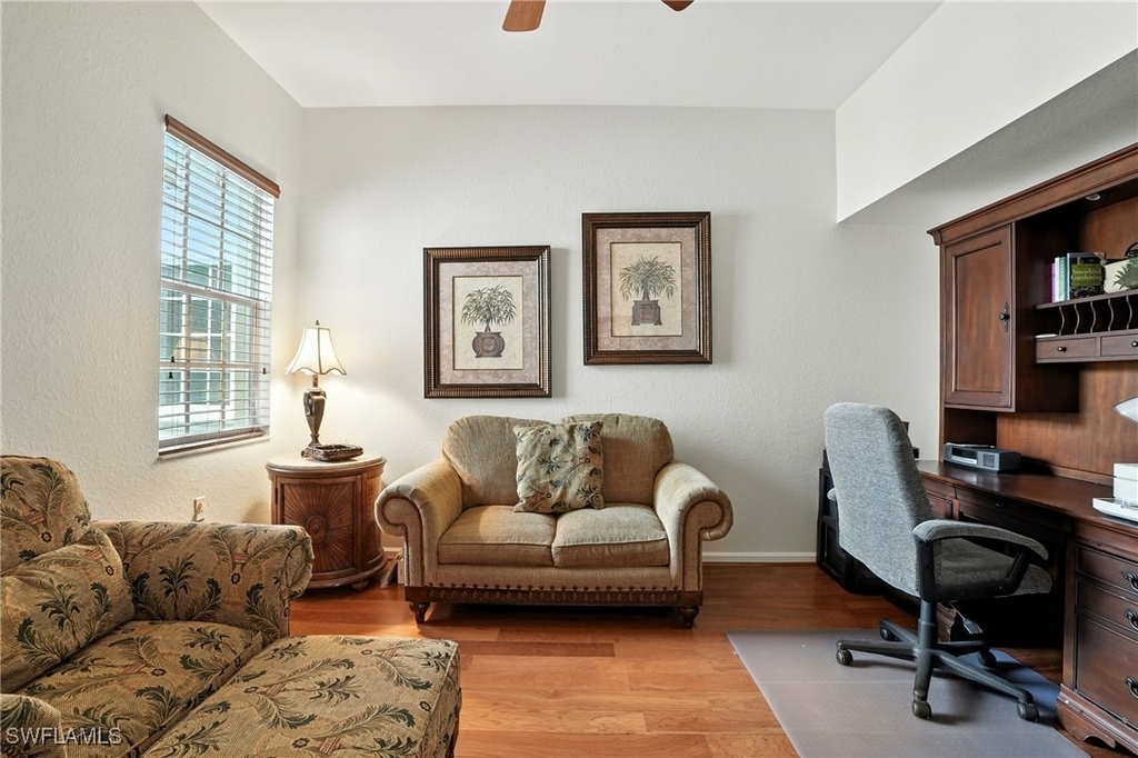 10080 Valiant Court - Photo 20