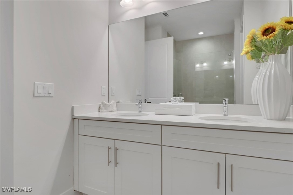 12973 Pembroke Drive - Photo 10