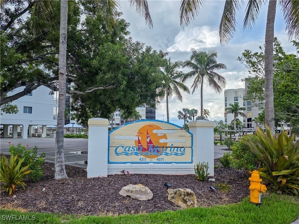 4371 Bay Beach Lane - Photo 2