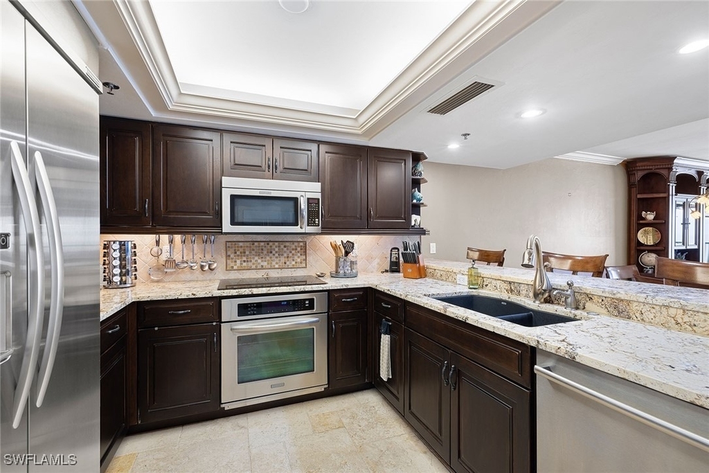 100 N Collier Boulevard - Photo 7