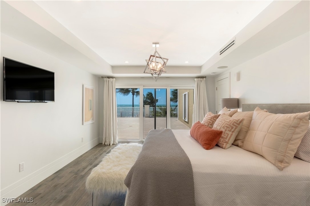 3377 Gulf Shore Boulevard N - Photo 11