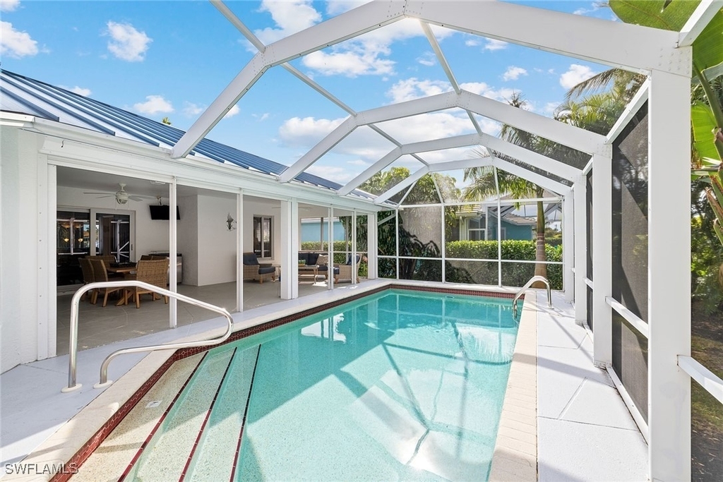 690 Amber Drive - Photo 23