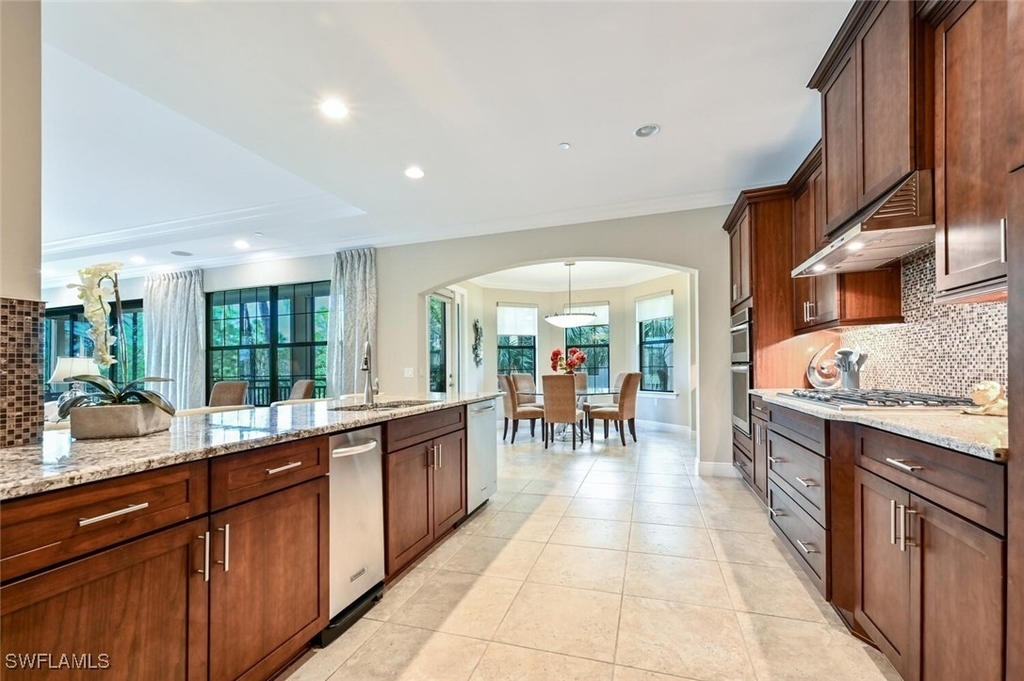 2764 Tiburon Boulevard E - Photo 19