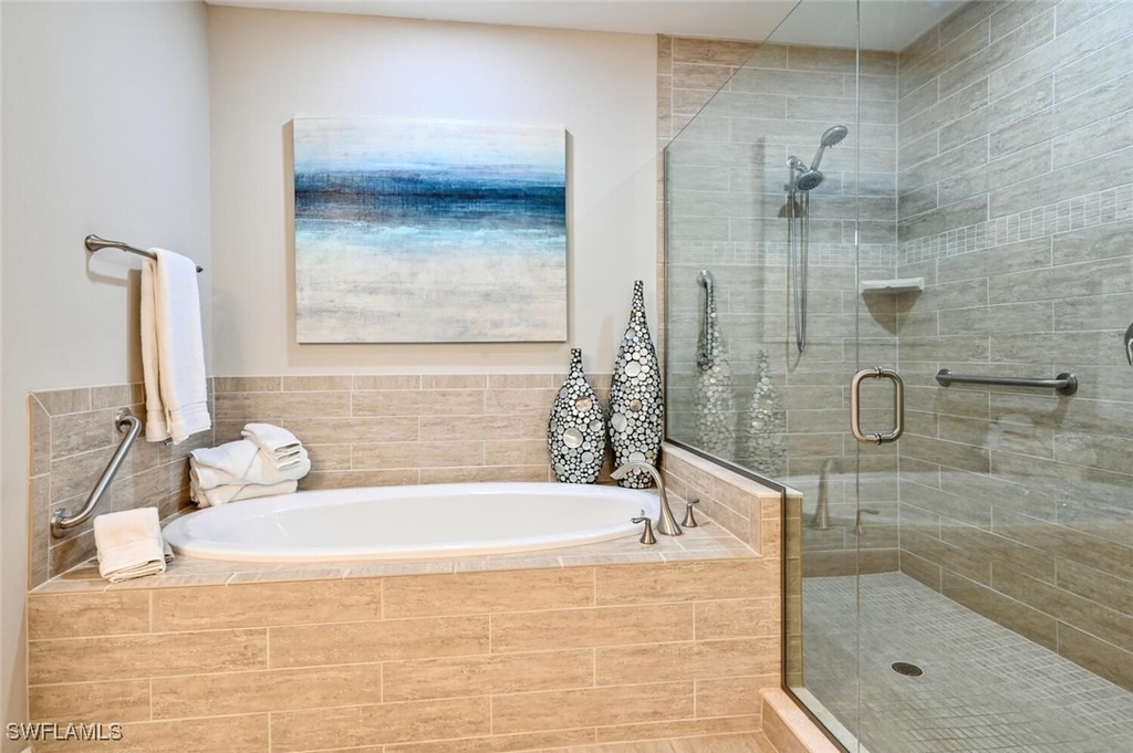 2764 Tiburon Boulevard E - Photo 29