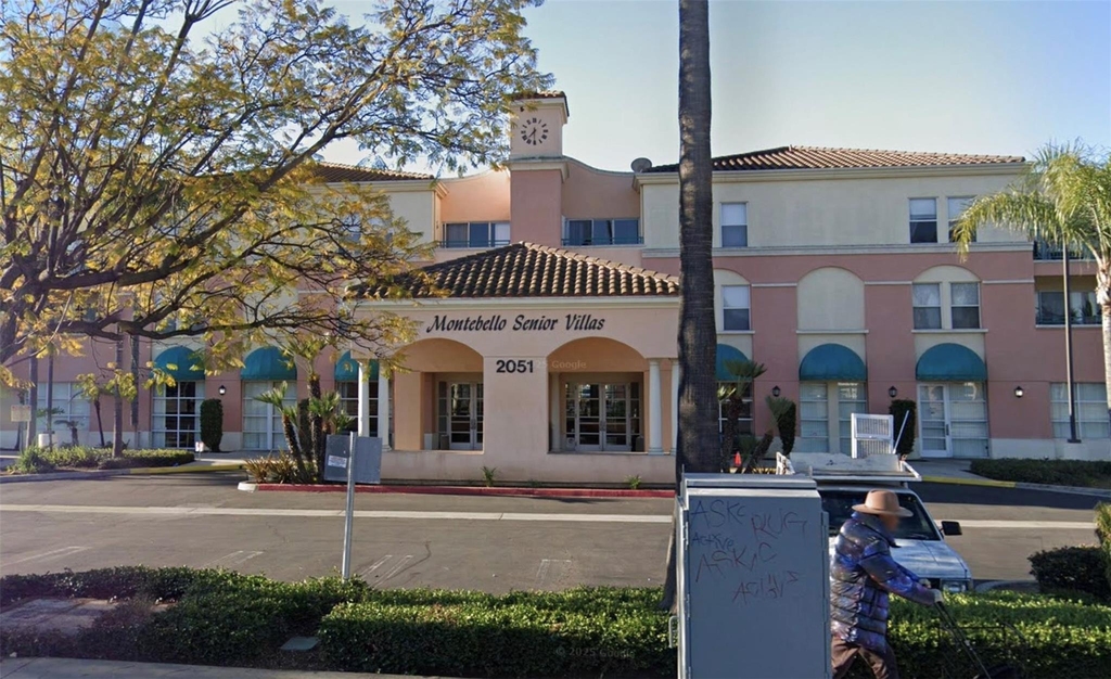 2051 W Whittier Blvd - Photo 1