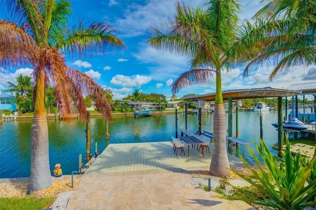 807 Snug Island - Photo 39