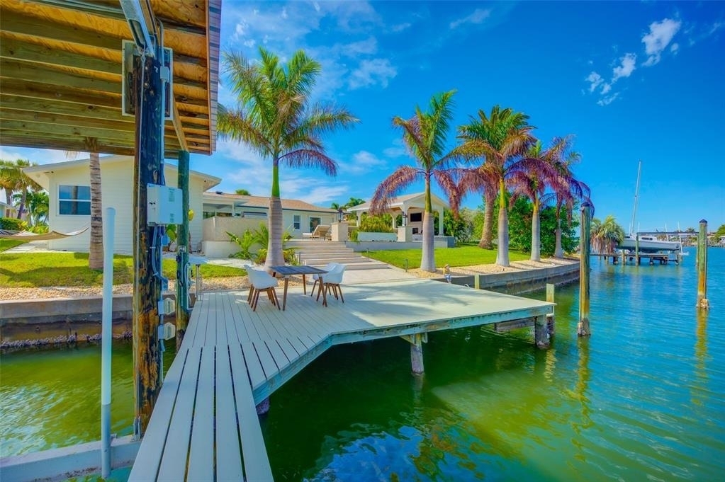 807 Snug Island - Photo 45