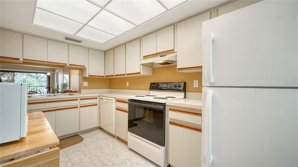 5649 Summer Side Lane - Photo 14