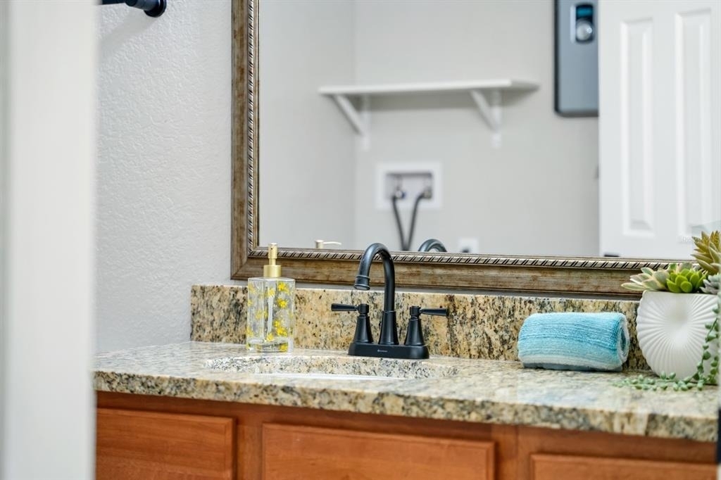 2954 Sadina Street - Photo 34