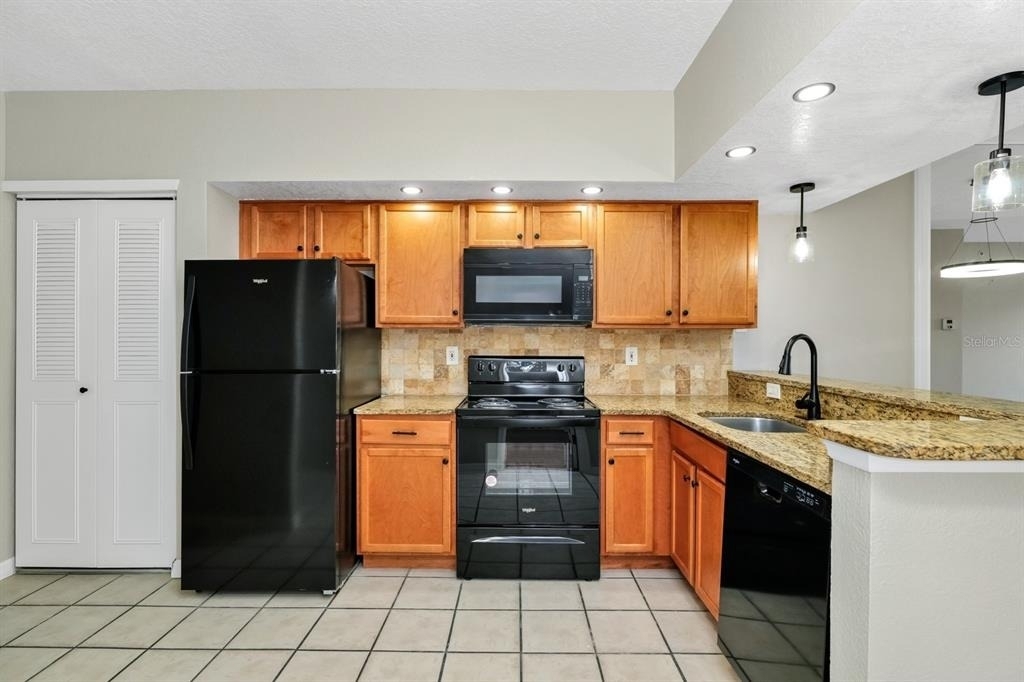 2954 Sadina Street - Photo 25