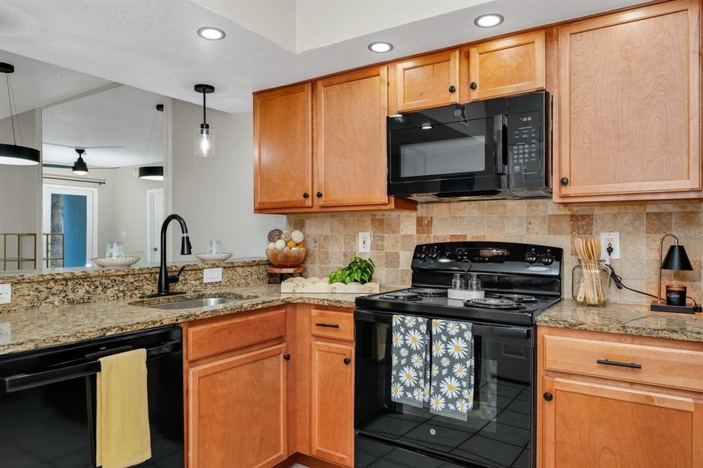 2954 Sadina Street - Photo 19