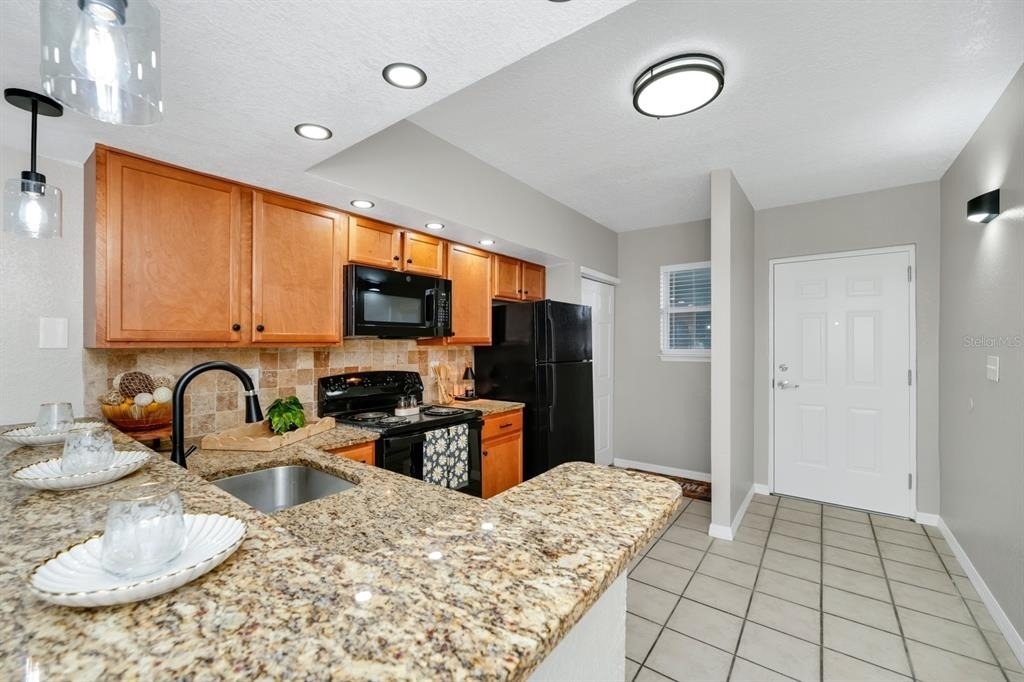 2954 Sadina Street - Photo 16