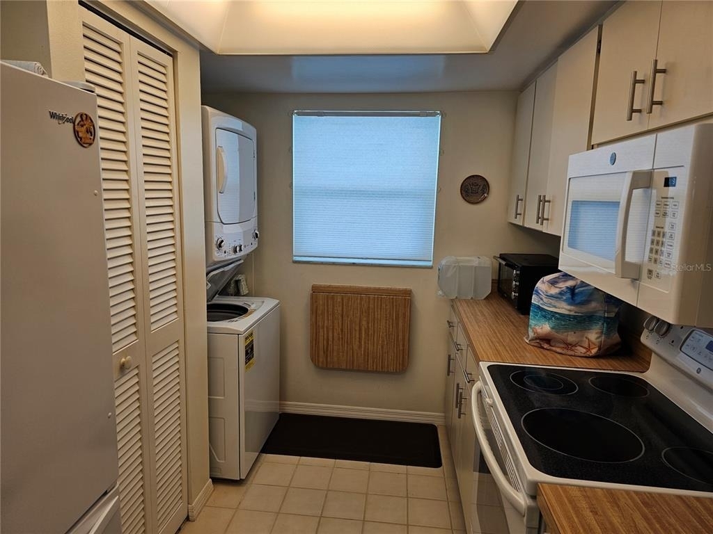 4765 Independence Drive - Photo 8