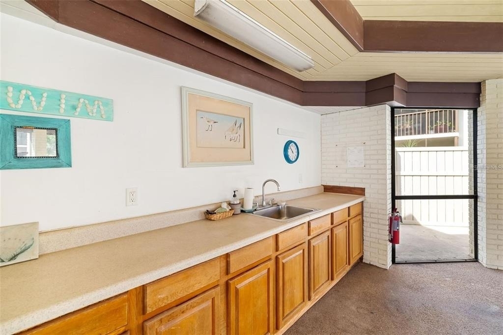 7201 Curtiss Avenue - Photo 40