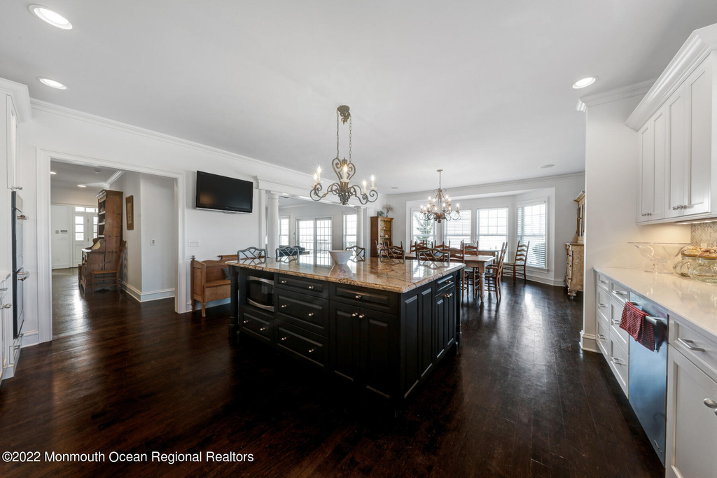 306 Old Bridge Street - Photo 7