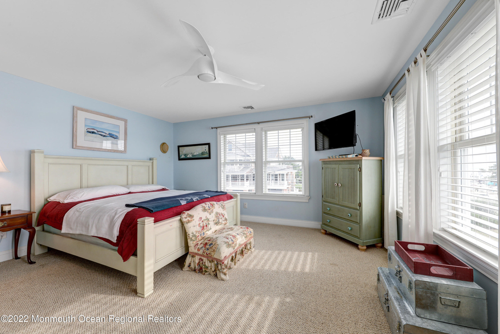 306 Old Bridge Street - Photo 18