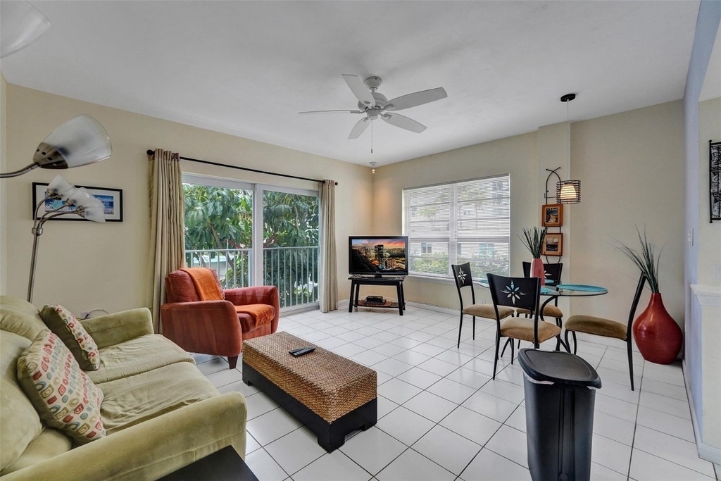 341 N Birch Road - Photo 3