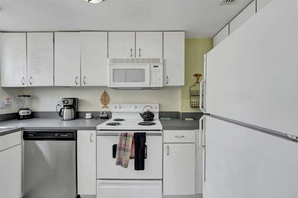 341 N Birch Road - Photo 9