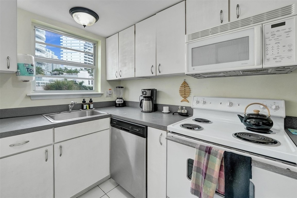 341 N Birch Road - Photo 4