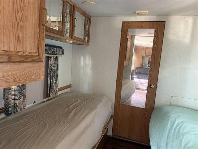 1046 E Owings Street - Photo 3