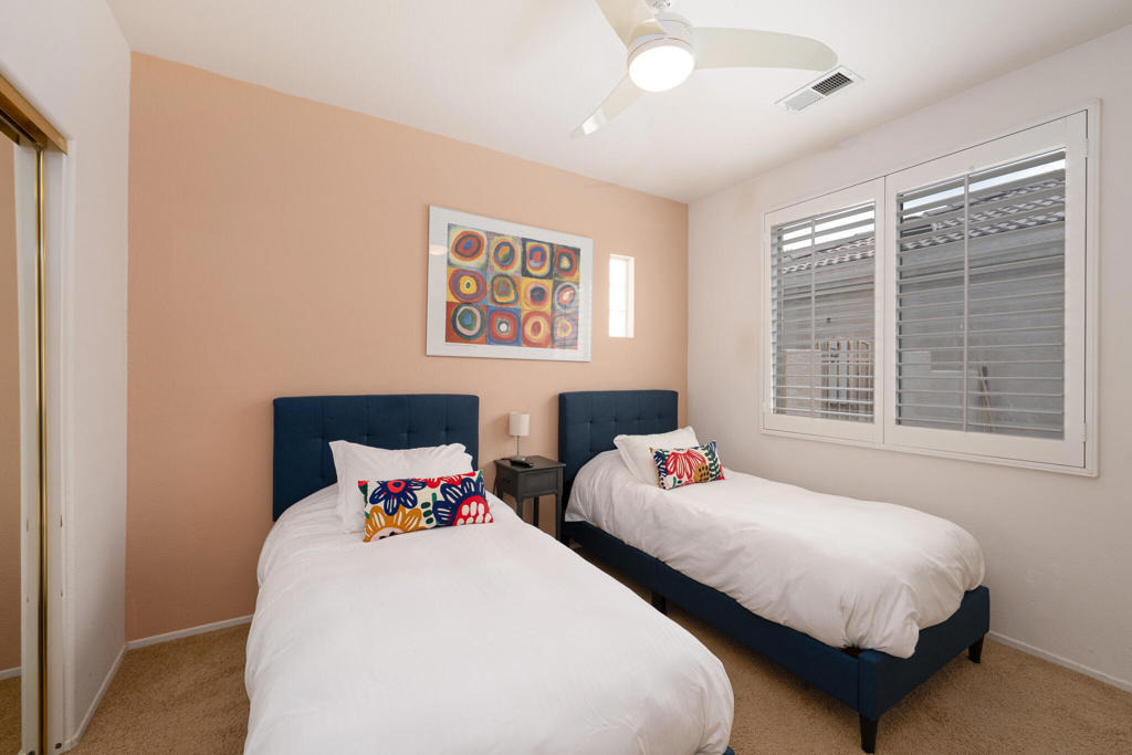 29581 W Laguna Drive - Photo 22
