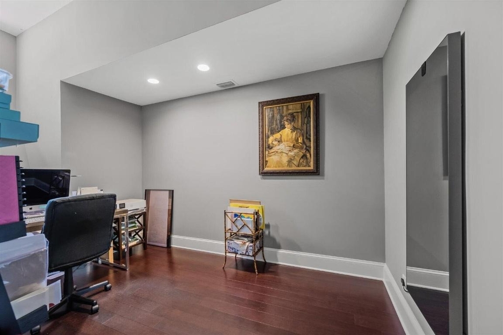 2443 Windsor Way Court - Photo 35