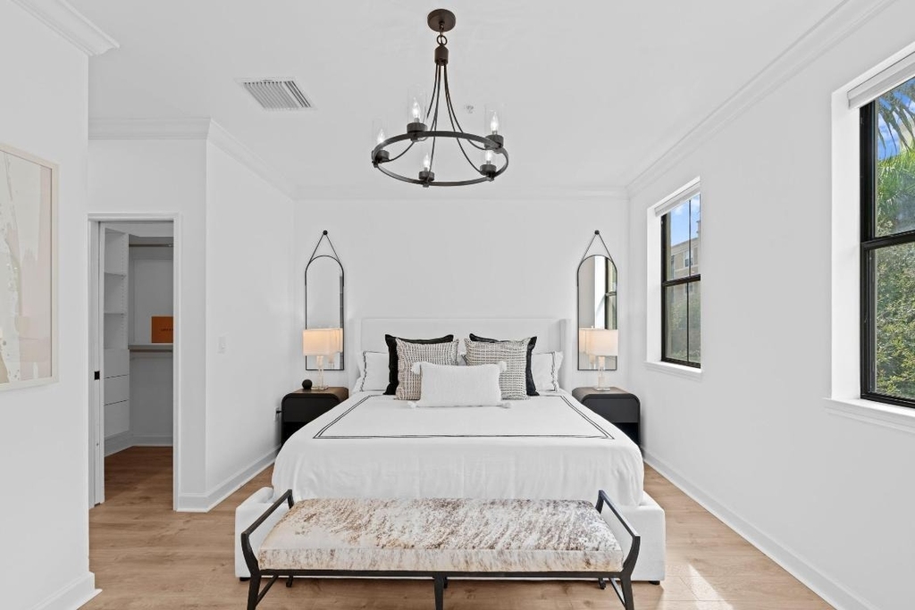 687 Hibiscus Street - Photo 18