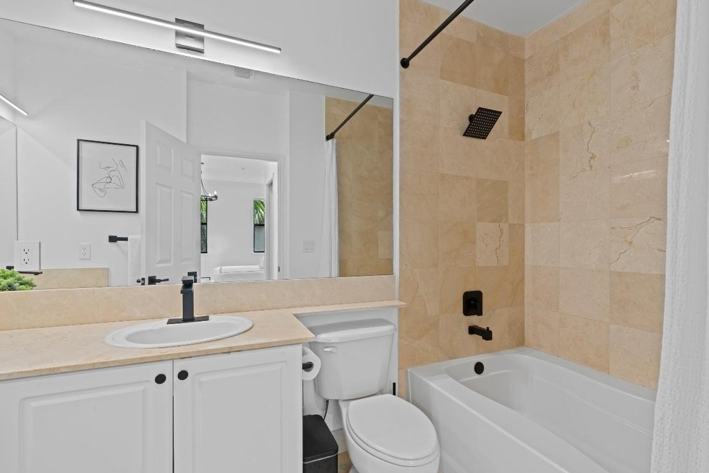 687 Hibiscus Street - Photo 23