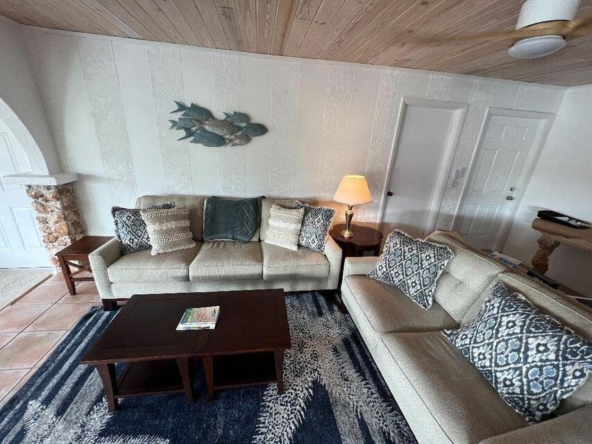 1540 Lantana Lane - Photo 1