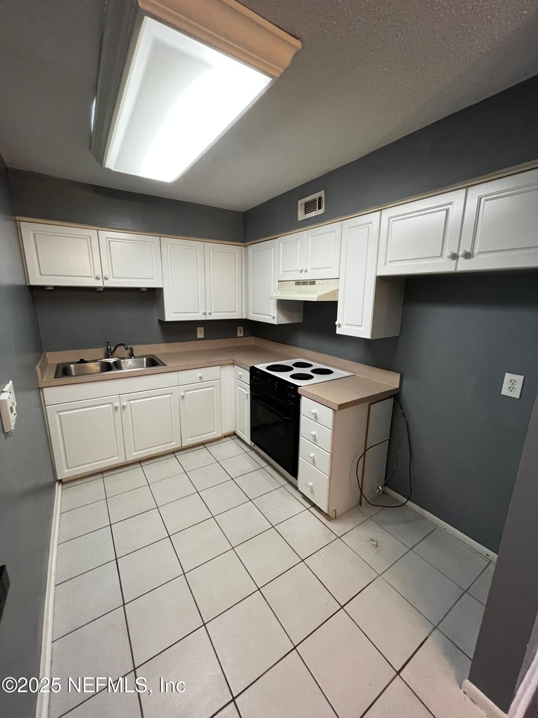 402 Lower 8th Avenue - Photo 6