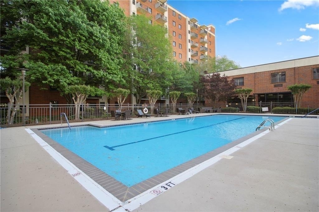 300 Johnson Ferry Road - Photo 14