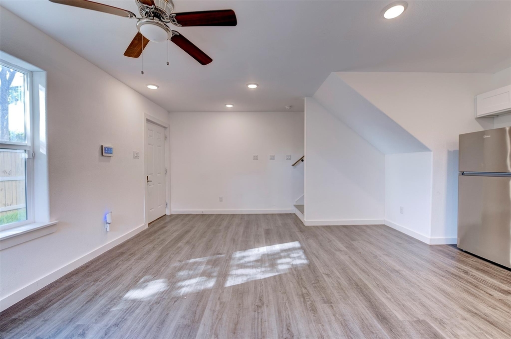 6309 Sandra Street - Photo 7