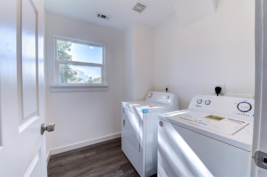 6309 Sandra Street - Photo 17