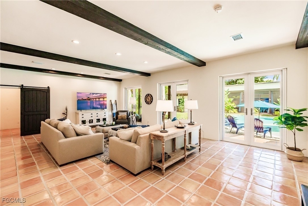 1291 Caloosa Drive - Photo 12