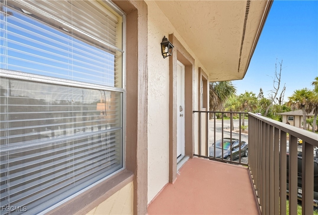 16881 Davis Road - Photo 0