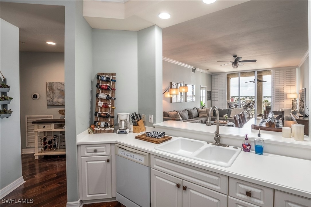 450 Bayfront Place - Photo 5