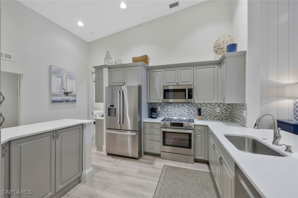 831 Sailaway Lane - Photo 4