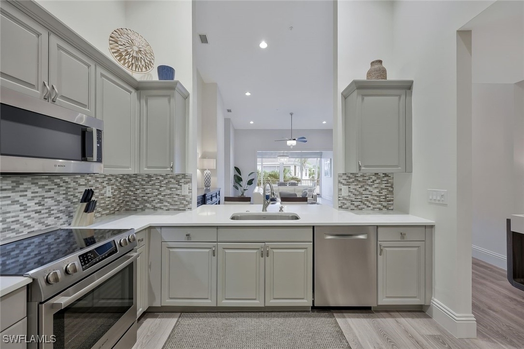 831 Sailaway Lane - Photo 3