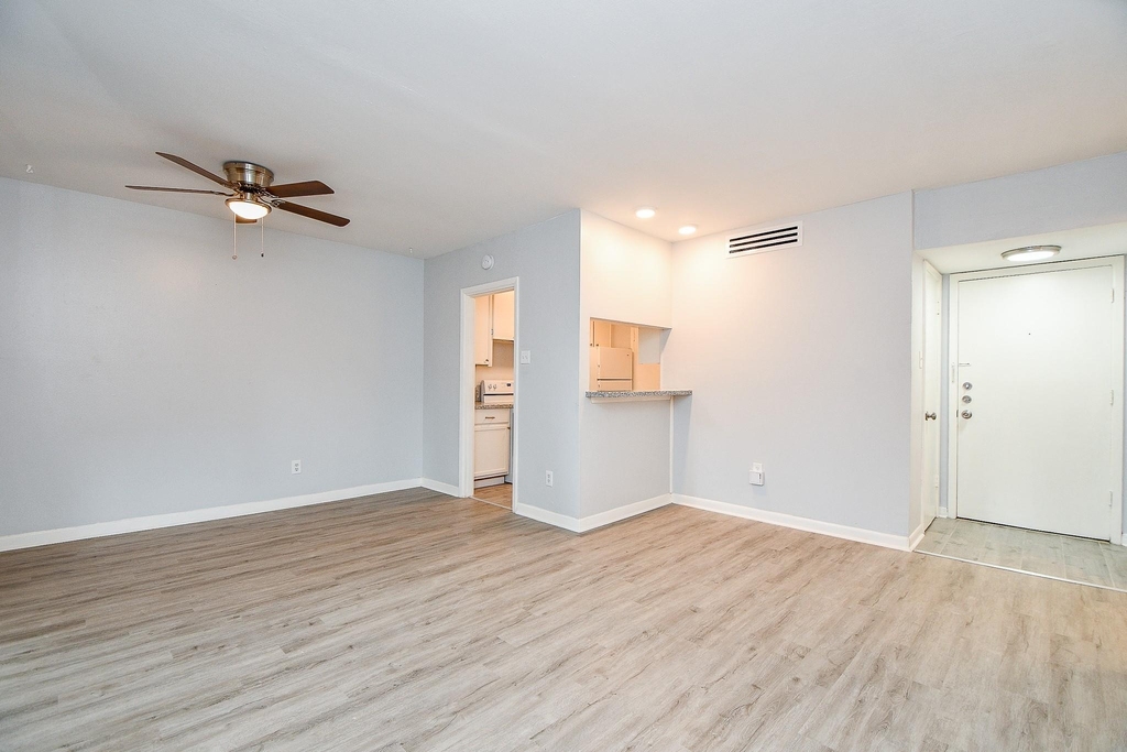 2822 Briarhurst Drive - Photo 5