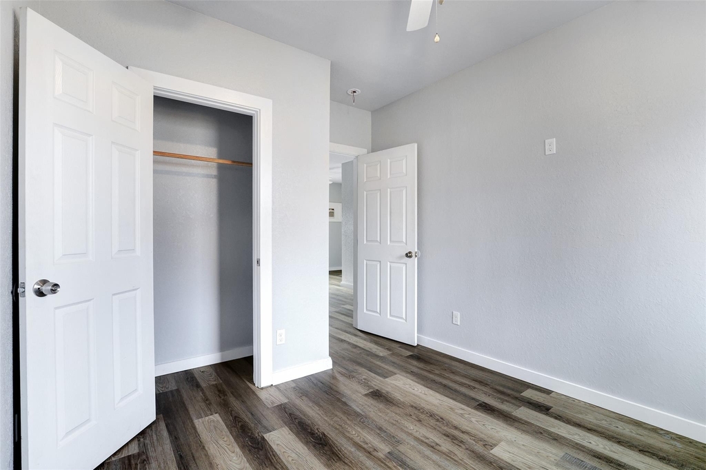438 S San Joaquin Avenue - Photo 8