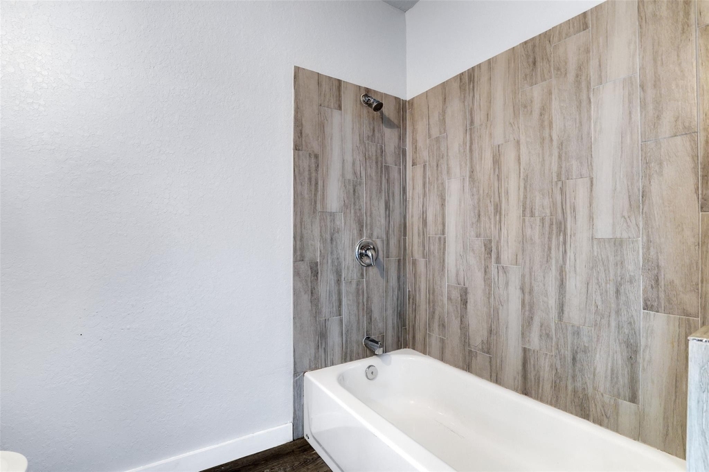 438 S San Joaquin Avenue - Photo 10