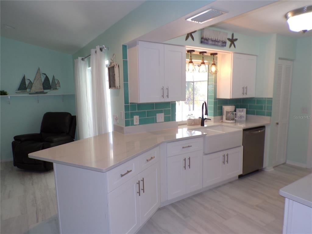 15624 Hennipen Circle - Photo 5