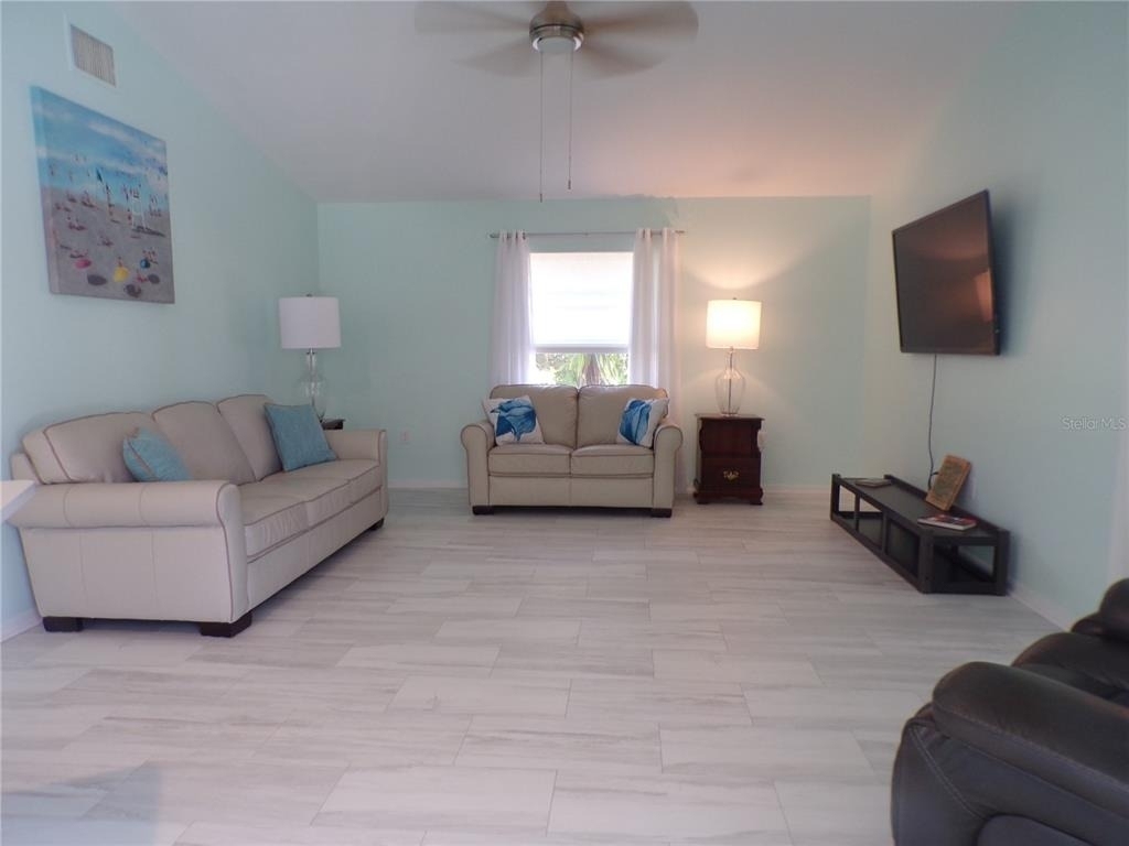 15624 Hennipen Circle - Photo 7