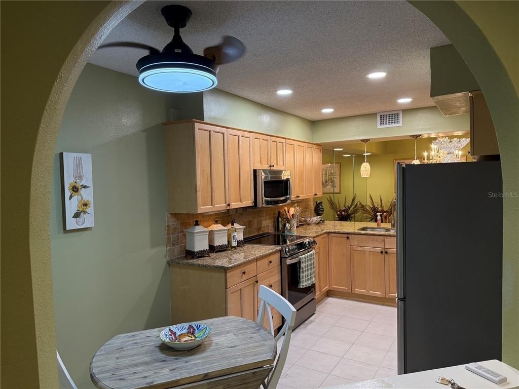 5770 Ashton Lake Drive - Photo 5